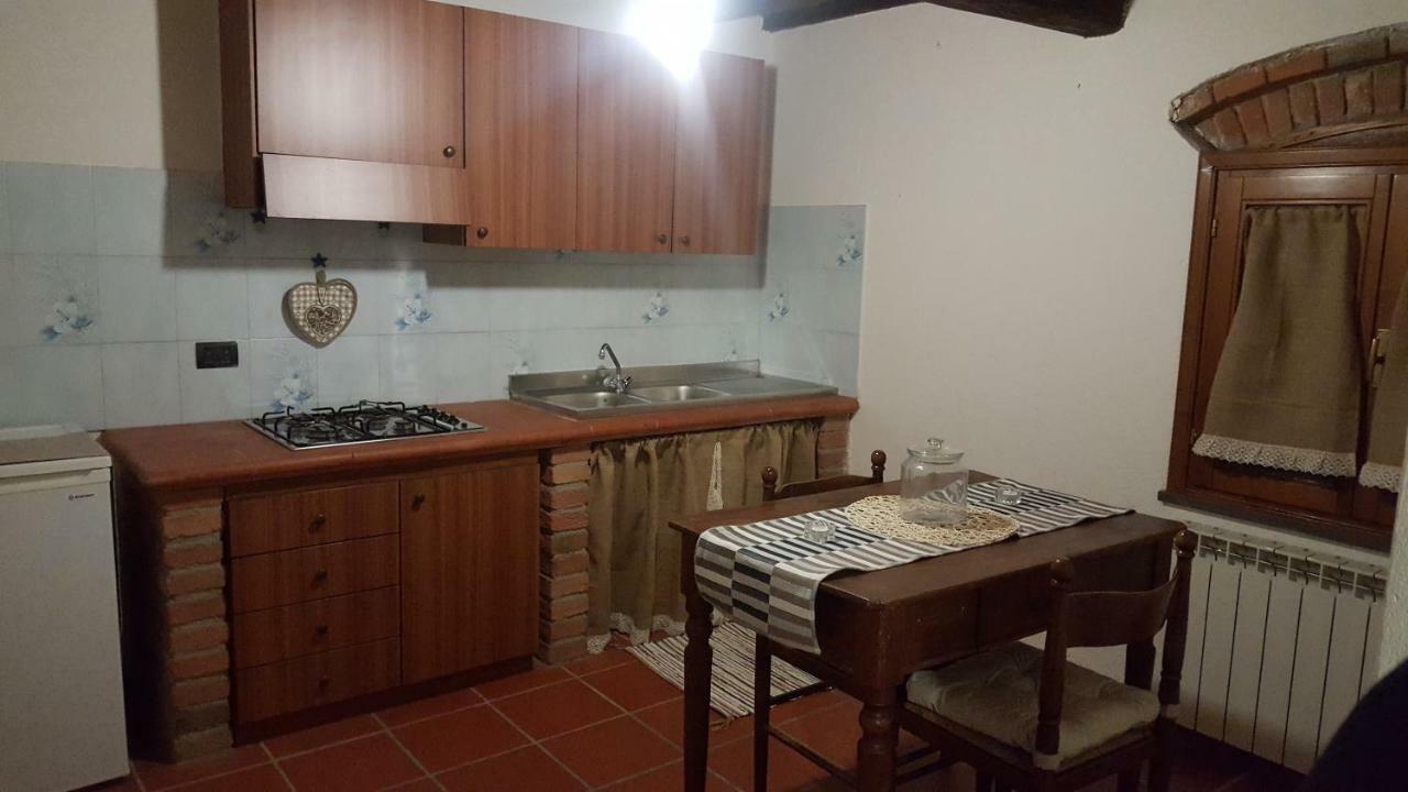 Appartement Il Borgo Dei Pini à Vinci Extérieur photo